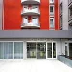 Park And Suites Confort Toulouse Lhers